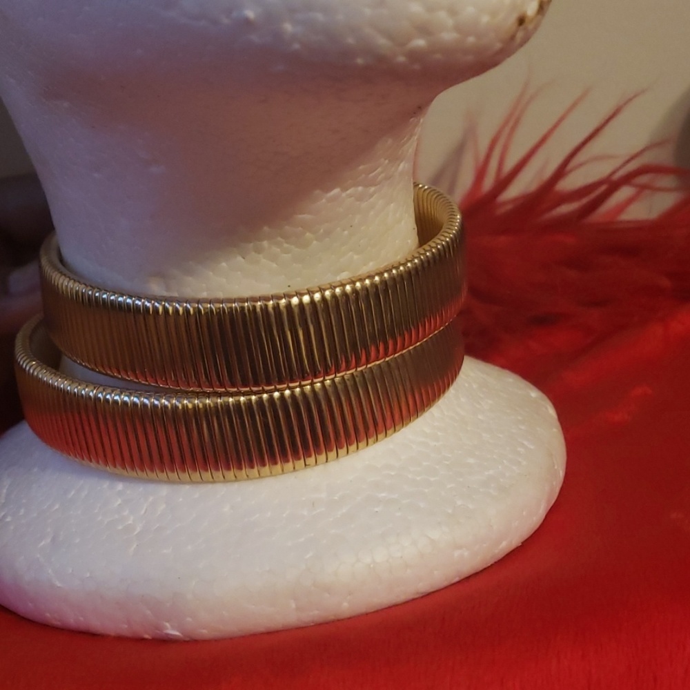 Wide gold banded choker